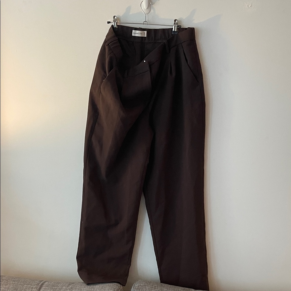 Abercrombie & Fitch Women’s Dark Brown Tailored Trousers